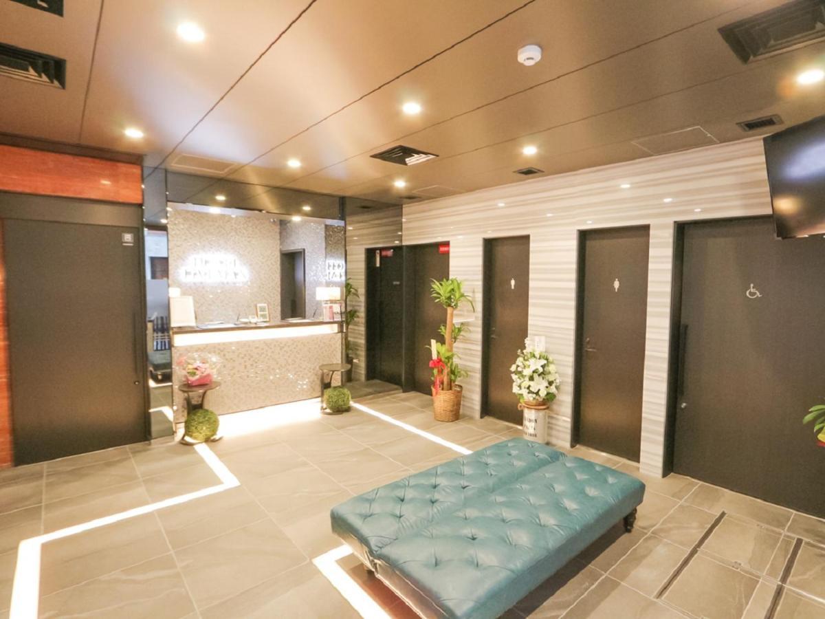 Livemax Fukuoka Tenjin